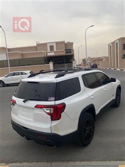 GMC Acadia